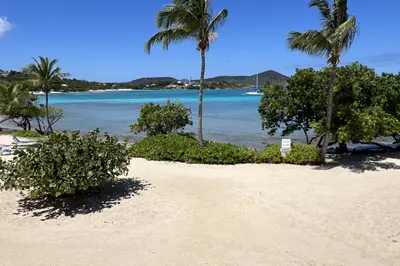 201 Smith Bay Ee 1