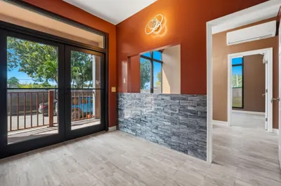 496d Strawberry Hill Qu 1