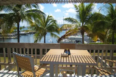 207 Smith Bay Ee 1