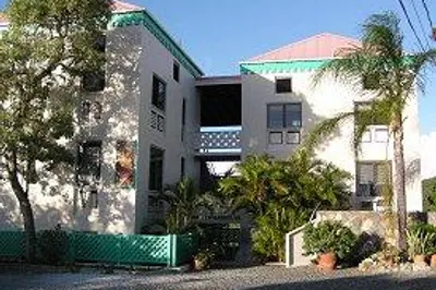 3ad-1 Cruz Bay Town #C-1 - Rainbow's End 1