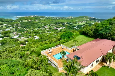 32a & 33a St. John Qu 1