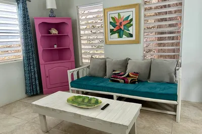 11-b Apt 5 Company Street Ch 1