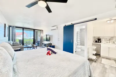 164 Smith Bay Ee 1