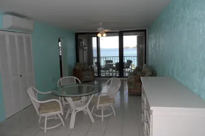 151 Smith Bay Rh 1