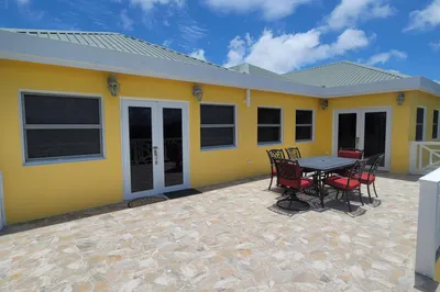 32 Lowry Hill Ea 1