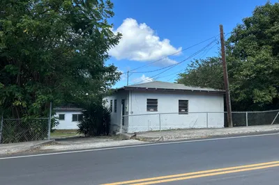 1,2bb Eastern Suburb Ch 1