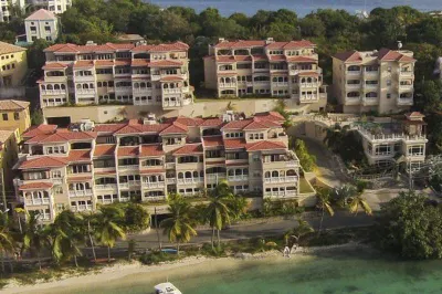 86-3,86-4 Cruz Bay Town 1