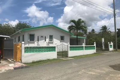 433 Strawberry Hill Qu 1