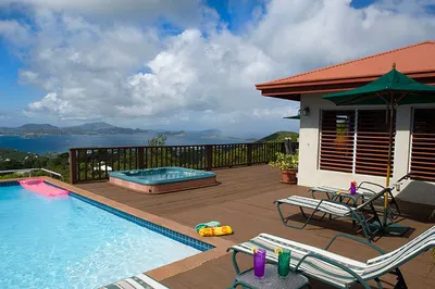 4-c Gift & Regenback 1