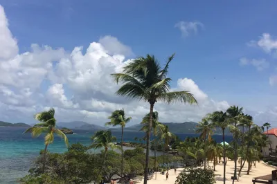305 Smith Bay Ee 1
