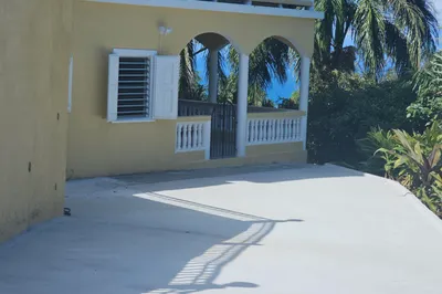 21-24 Dorothea Lns 1