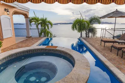 Villa Twenty One Island View - St John 1