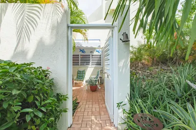 422 Teagues Bay Eb 1