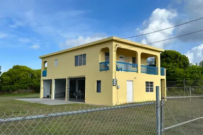 32-b Hannah's Rest We 1