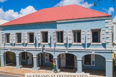 10 Strand Street Fr 1