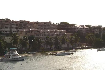 86 Cruz Bay Town 1