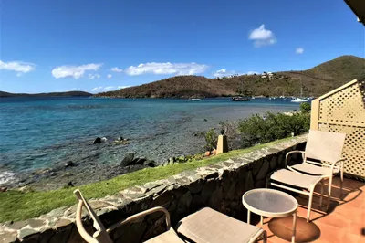 3aaa Cruz Bay Town 1