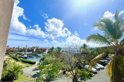 260 Smith Bay Ee 1