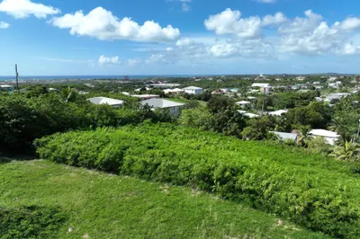 7-l Strawberry Hill Qu 1