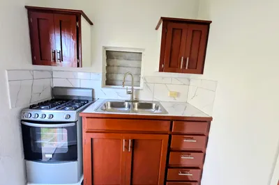 4 Unit A Hospital Street Ch 1