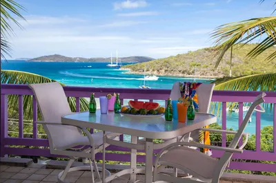 3abb-3 Cruz Bay Town 1