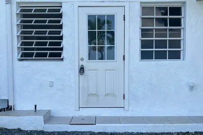 289 A Anna's Retreat New 1