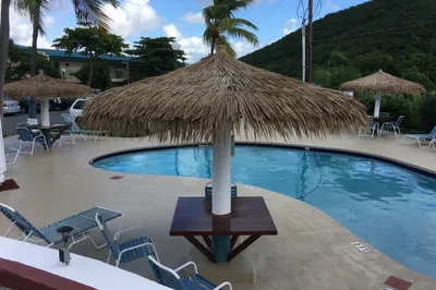 310 Smith Bay Ee 1
