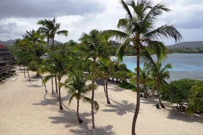 301 Smith Bay Ee 1