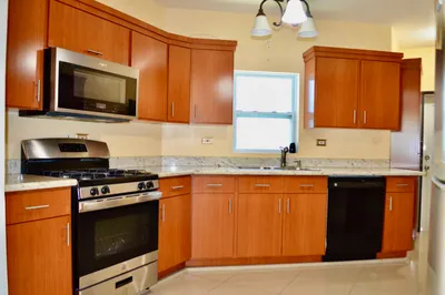 642 Strawberry Hill Qu 1