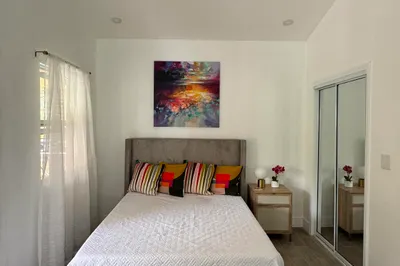 45 (2f) King Street Ch 1