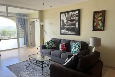 228 St. John Qu 1