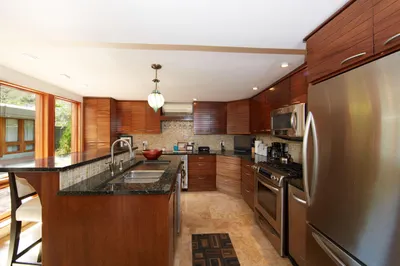 3611 Smith Bay Ee 1