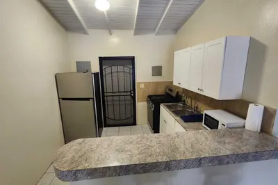 50 Smith Bay Ee 1
