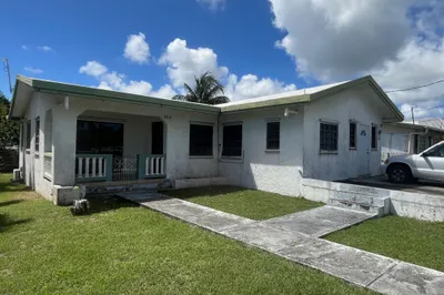 408 Strawberry Hill Qu 1