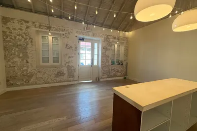 41ab Queen Cross Ch 1