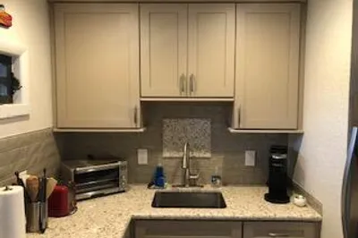 253 Smith Bay Ee 1