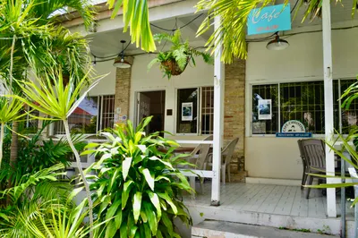 6 Company Street Ch 1