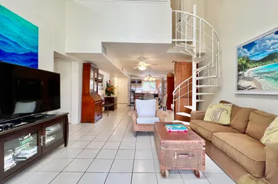 216 Nazareth Rh 1