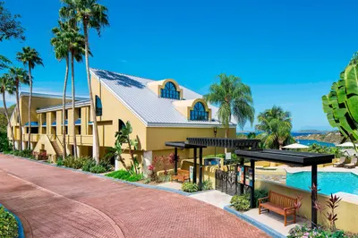 479 Chocolate Hole 1