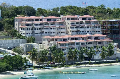 86 Cruz Bay Town 1