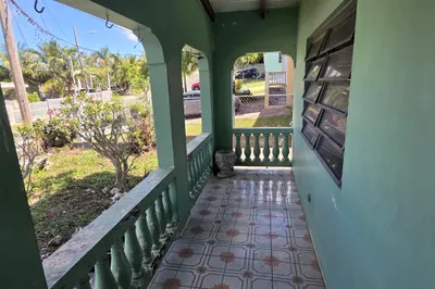 655 Strawberry Hill Qu 1