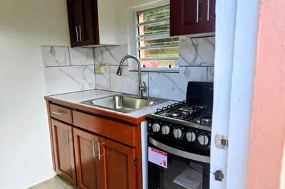 4 Unit B Hospital Street Ch 1