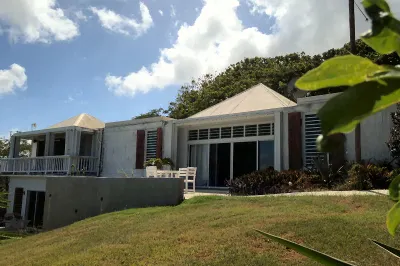 3 A Little Princ Hil Co 1