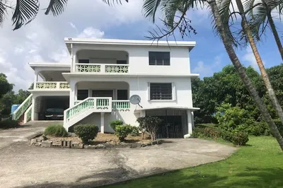38 Hermon Hill Co 1
