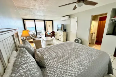 216 Smith Bay Rh 1