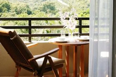 479 Chocolate Hole 1