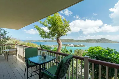 15 Smith Bay Ee 1
