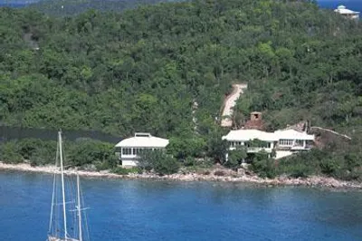 132 Chocolate Hole 1